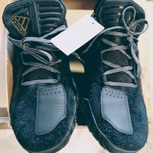 NEW ! Adidas Dame 6 men\'s basketball shoe size 7.5 main image 2